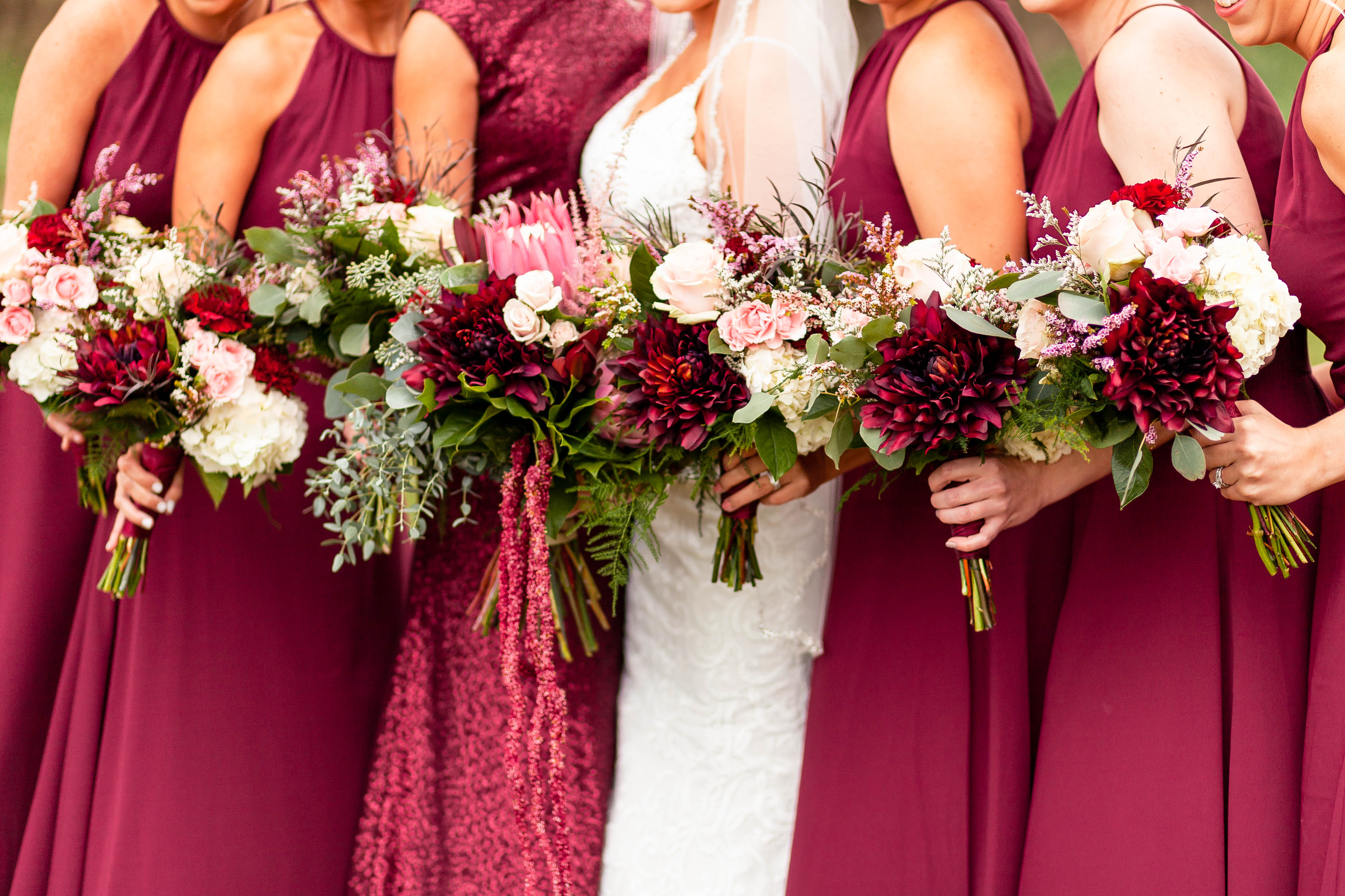 Rose-gold-wedding-colors-illinois-wedding-elle-taylor-photography