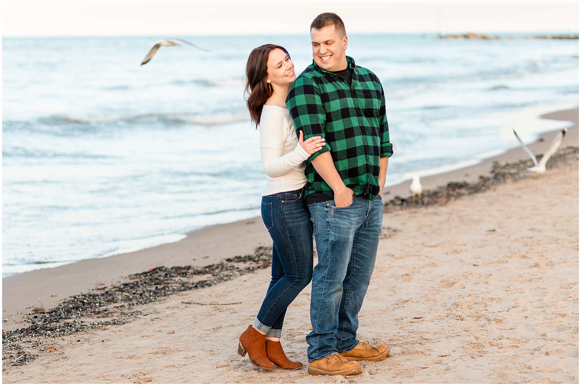 Lakeshore-Beach-Engagement-Photos-Northern-Illinois-Engagement Photographer