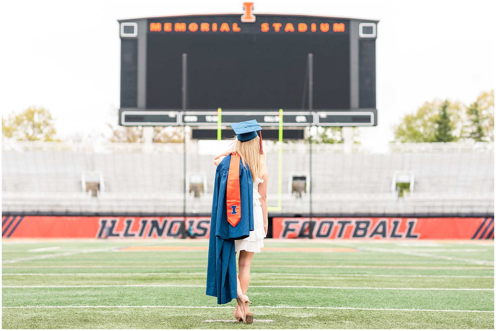 University of Illinois Graduation Photos Sarah Champaign Senior